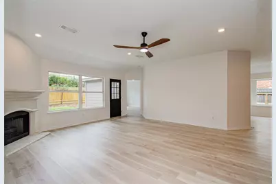 2030 Creek Shore Lane, Pearland, TX 77581 - Photo 21