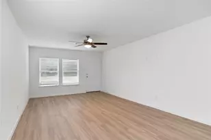 1239 21st St, Hempstead, TX 77445 - Photo 23