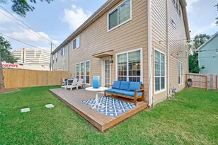 2650 Shady Acres Landing, Houston, TX 77008 - Photo 43