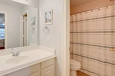 2650 Shady Acres Landing, Houston, TX 77008 - Photo 25