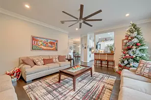 2650 Shady Acres Landing, Houston, TX 77008 - Photo 11