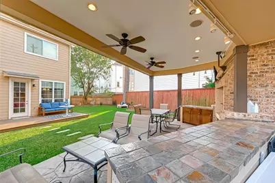 2650 Shady Acres Landing, Houston, TX 77008 - Photo 37