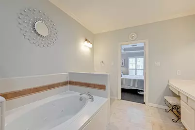 2650 Shady Acres Landing, Houston, TX 77008 - Photo 31