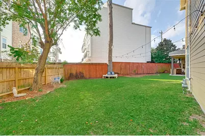 2650 Shady Acres Landing, Houston, TX 77008 - Photo 47