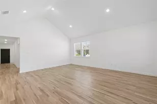 8438 Tranquil Bay Ct, Baytown, TX 77523 - Photo 15