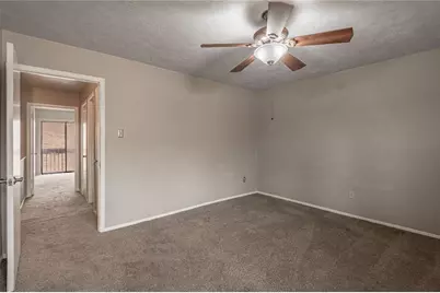 2521 Crosstimbers Street #D1, Huntsville, TX 77320 - Photo 25