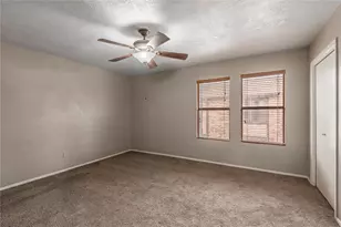 2521 Crosstimbers St, Huntsville, TX 77320 - Photo 23