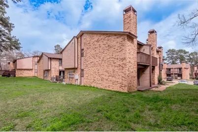 2521 Crosstimbers Street #D1, Huntsville, TX 77320 - Photo 29