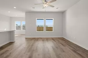 2505 Old Glory Ln, Bay City, TX 77414 - Photo 7