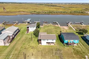 1938 County Rd 201, Sargent, TX 77414 - Photo 35