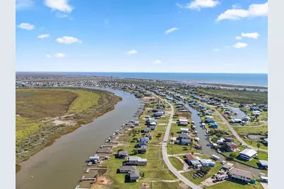 1938 County Road 201, Sargent, TX 77414 - Photo 39