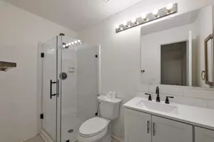 2910 Grants Lake Blvd, Sugar Land, TX 77479 - Photo 17