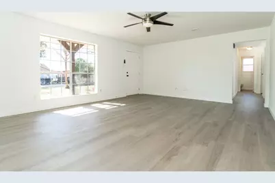 213 Bastrop Street, Angleton, TX 77515 - Photo 9