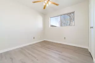 213 Bastrop St, Angleton, TX 77515 - Photo 19