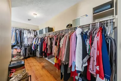 6802 Cheshire Park Road, Houston, TX 77088 - Photo 15
