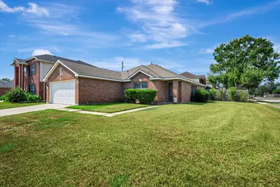 4802 Quiet Canyon Drive, Friendswood, TX 77546 - Photo 33