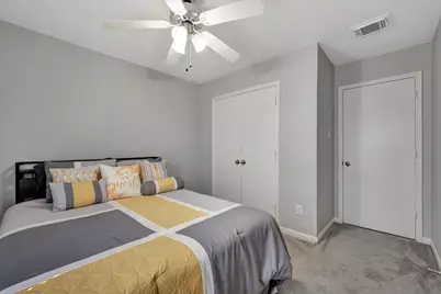 4802 Quiet Canyon Drive, Friendswood, TX 77546 - Photo 25