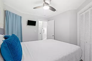 9520 Seawall Blvd, Galveston, TX 77554 - Photo 15