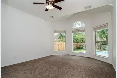 143 N Shawnee Ridge Circle, The Woodlands, TX 77382 - Photo 17