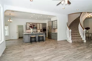 143 N Shawnee Ridge Cir, The Woodlands, TX 77382 - Photo 5