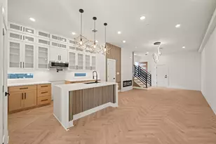 8011 Bowen St, Houston, TX 77051 - Photo 3