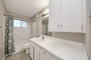 4311 Pine Shadows St, Dickinson, TX 77539 - Photo 13