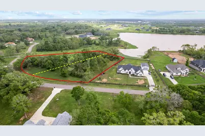 21610 Chenango Lake Drive, Angleton, TX 77515 - Photo 11