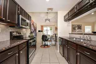 4027 Blacksmith Ln, Sugar Land, TX 77479 - Photo 11