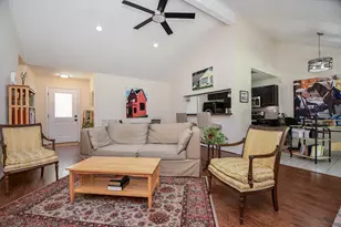 4027 Blacksmith Ln, Sugar Land, TX 77479 - Photo 5