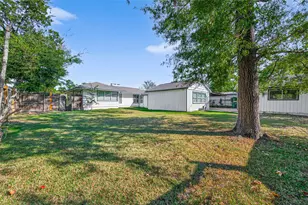 1609 N Pacific St, Conroe, TX 77301 - Photo 25