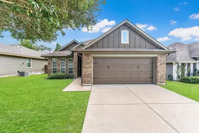 135 Brookside Drive, Huntsville, TX 77320 - Photo 1