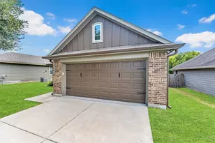135 Brookside Dr, Huntsville, TX 77320 - Photo 3