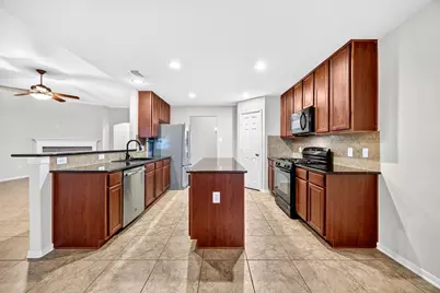 18631 Cypress Lake Village Drive, Cypress, TX 77429 - Photo 5