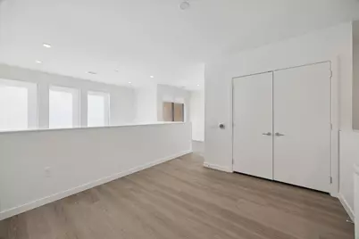 1 Riva Row #167, The Woodlands, TX 77380 - Photo 19