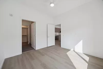 1 Riva Row #167, The Woodlands, TX 77380 - Photo 9