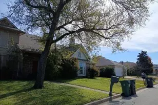 6611 Olivewood Dr, Arlington, TX 76001 - Photo 7