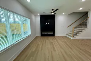 1806 Benson St, Houston, TX 77020 - Photo 3