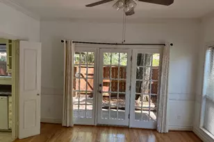 11711 Memorial Dr, Houston, TX 77024 - Photo 5