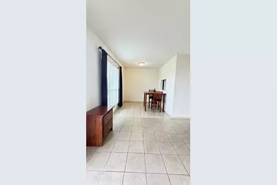 10802 Kingspoint Road, Houston, TX 77075 - Photo 7