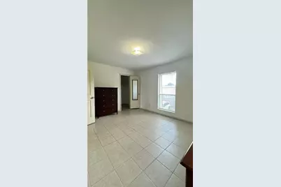 10802 Kingspoint Road, Houston, TX 77075 - Photo 15