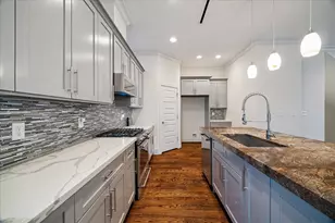 4833 Chenevert St, Houston, TX 77004 - Photo 11