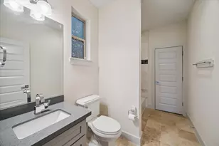 4833 Chenevert St, Houston, TX 77004 - Photo 23
