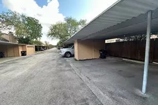 7700 Creekbend Dr, Houston, TX 77071 - Photo 27