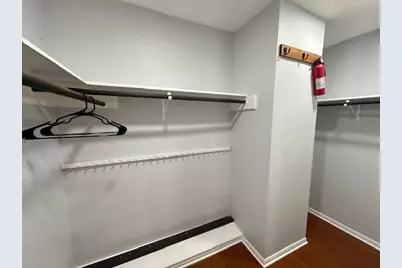 7700 Creekbend Drive #109, Houston, TX 77071 - Photo 5