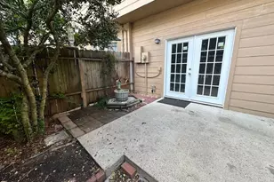 7700 Creekbend Dr, Houston, TX 77071 - Photo 25