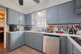 8107 Dillon St, Houston, TX 77061 - Photo 9