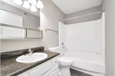 7700 W Airport Boulevard #1206, Houston, TX 77071 - Photo 17