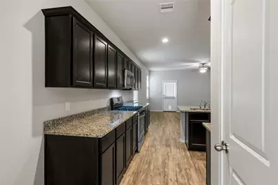 7035 Bonaire Vista Lane, Conroe, TX 77304 - Photo 13