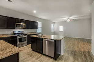 7035 Bonaire Vista Ln, Conroe, TX 77304 - Photo 3