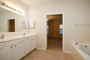 11 Aquiline Oaks Pl, The Woodlands, TX 77382 - Photo 27